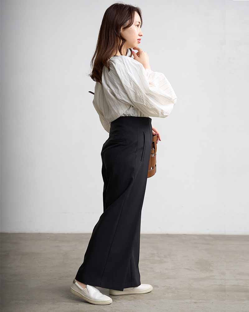 スリッポンスニーカー