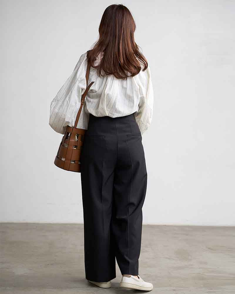 スリッポンスニーカー