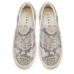 スリッポンスニーカー