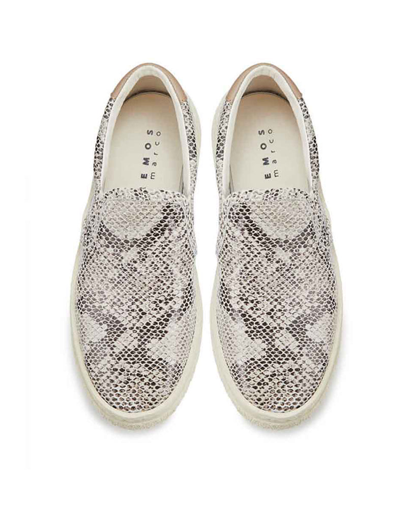 スリッポンスニーカー