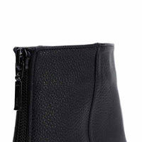 シンプルショートブーツ