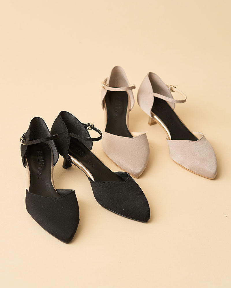 セパレートパンプス