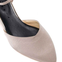 セパレートパンプス