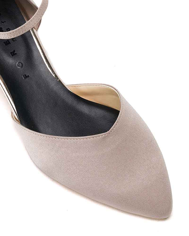 セパレートパンプス