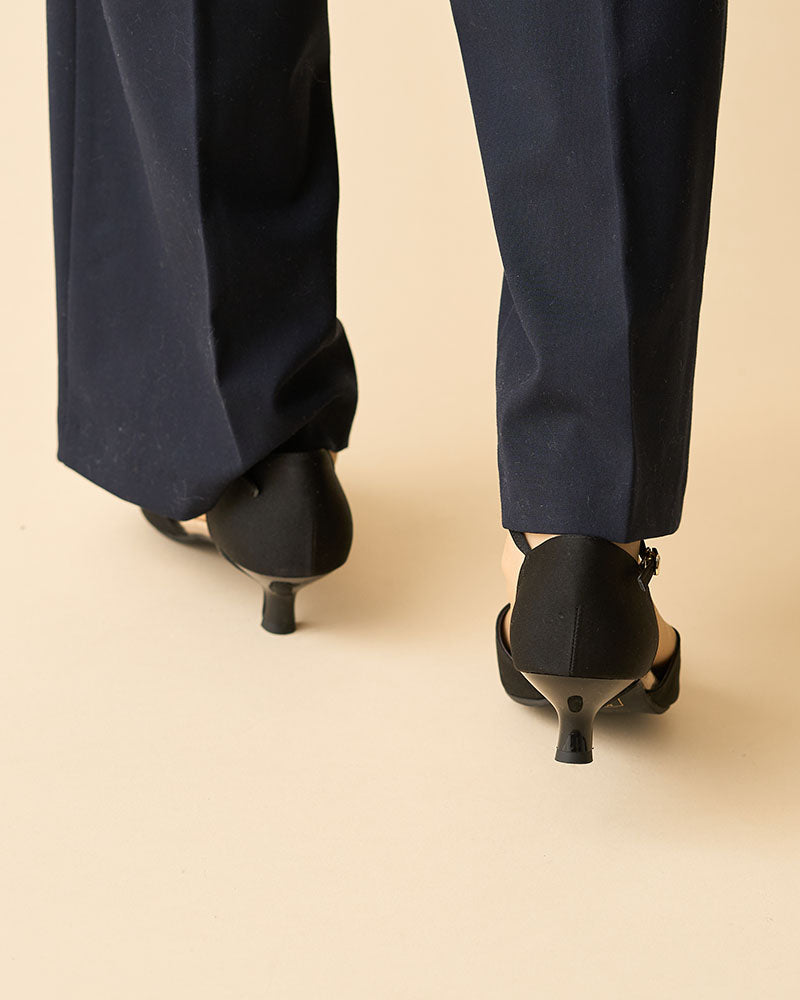 セパレートパンプス