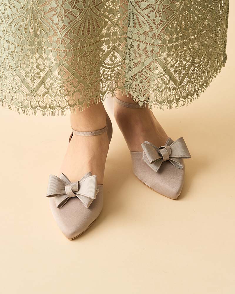 セパレートパンプス