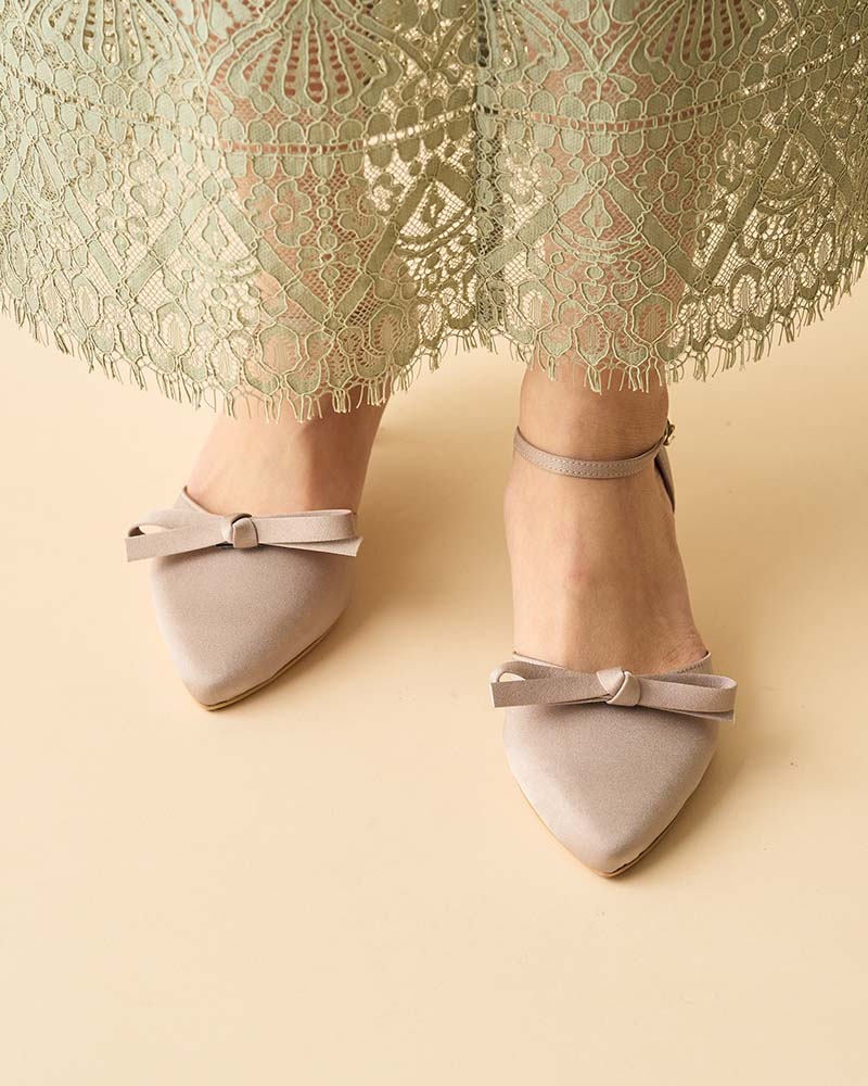 セパレートパンプス