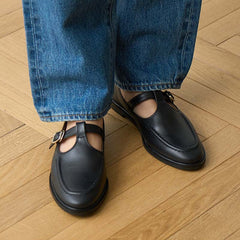 レザーTストラップシューズ