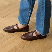 レザーTストラップシューズ