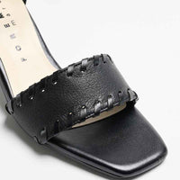 ハンドステッチレザーサンダル