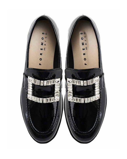 ビジューバックルローファー