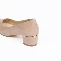 ポインテッドプレーンパンプス