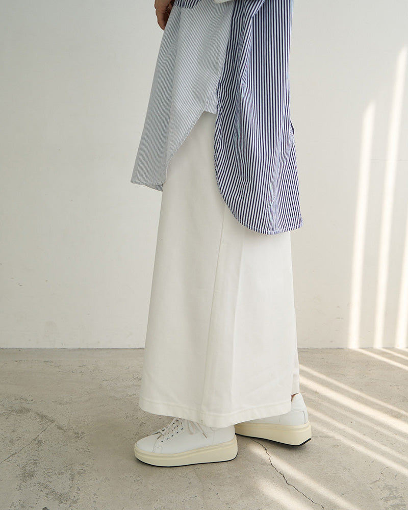 プラットフォームスニーカー