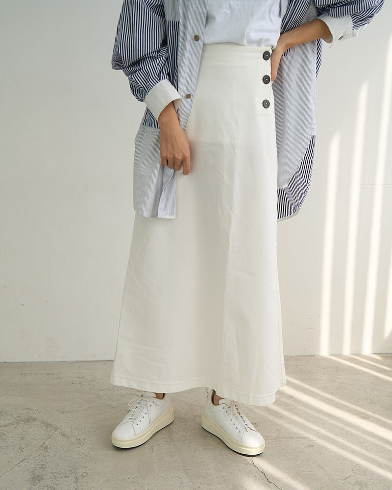 プラットフォームスニーカー