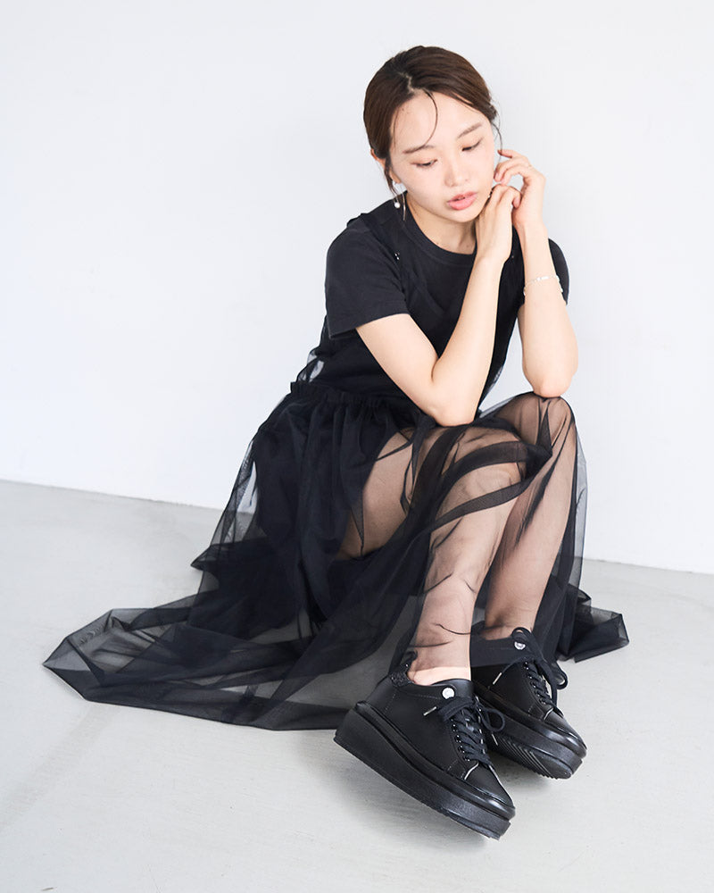 プラットフォームビジュースニーカー