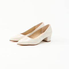 ポインテッドプレーンパンプス