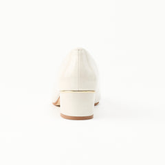 ポインテッドプレーンパンプス