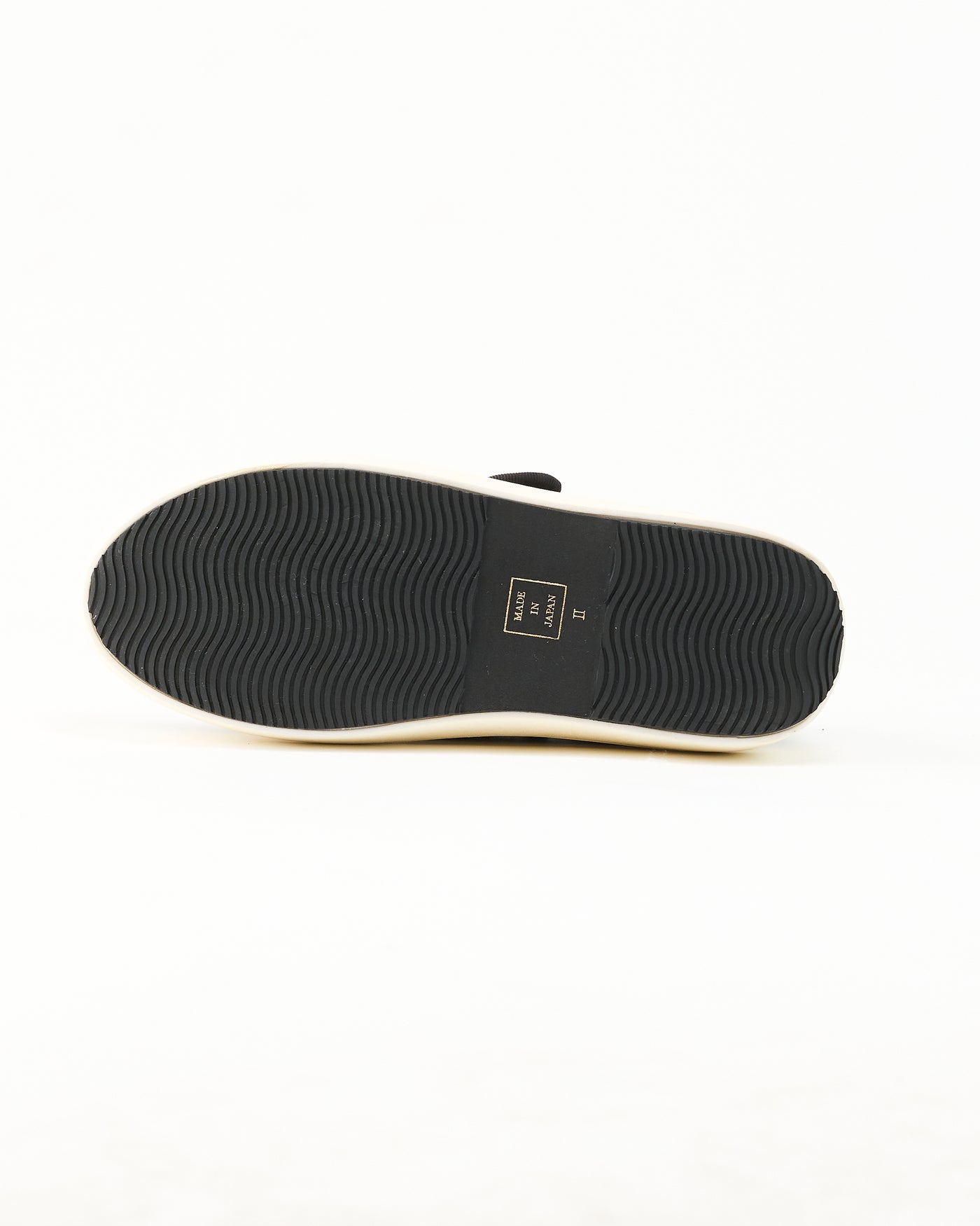 ベルテッドスニーカー