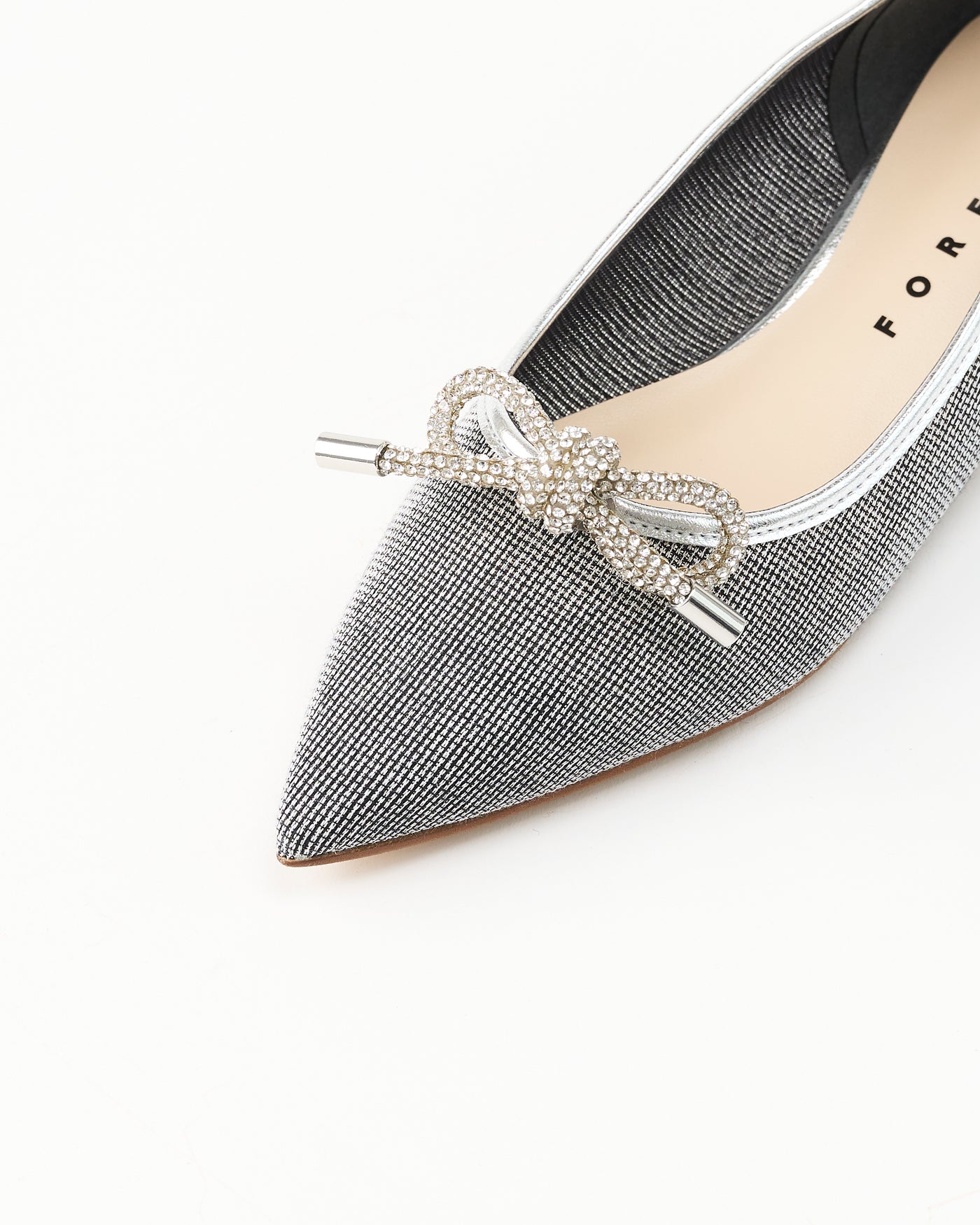 ビジューリボンポインテッド