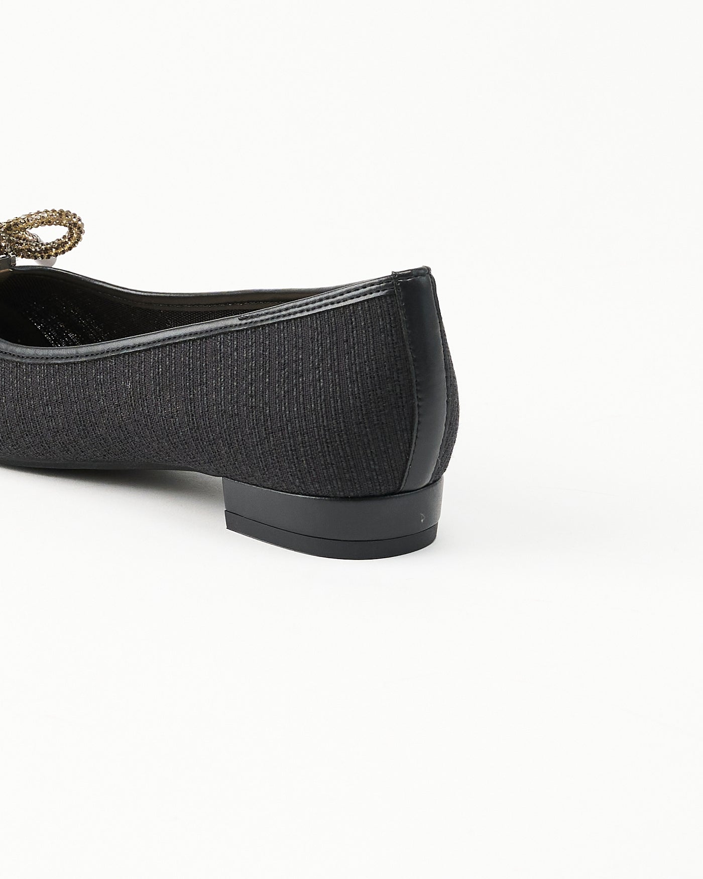 ビジューリボンポインテッド