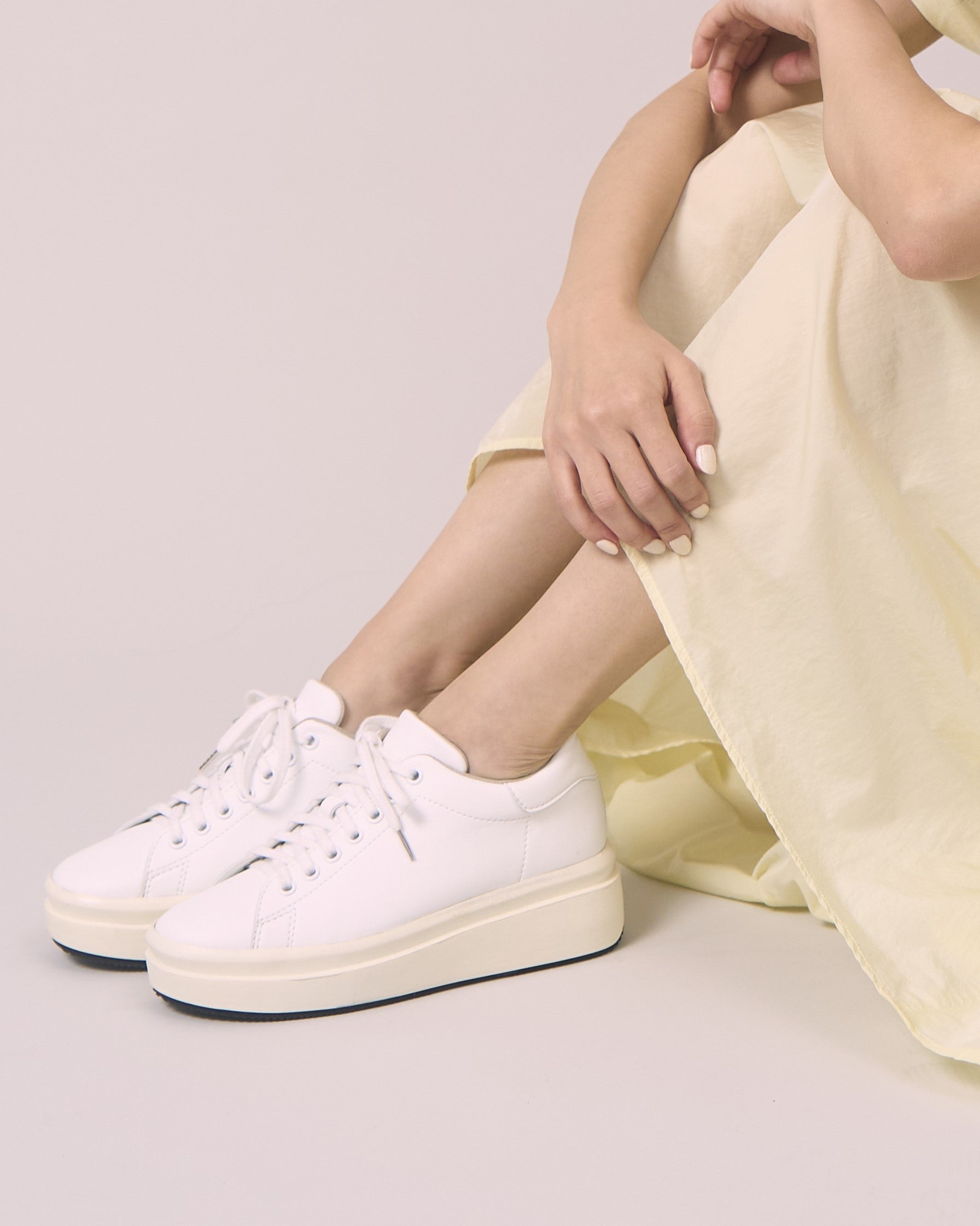 FOREMOS marco プラットフォームスニーカー　ホワイト　22.5センチ プラットフォームスニーカー – FOREMOS