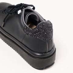 プラットフォームビジュースニーカー