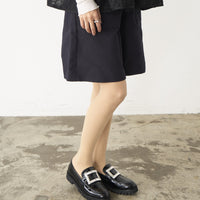 ビジューバックルローファー