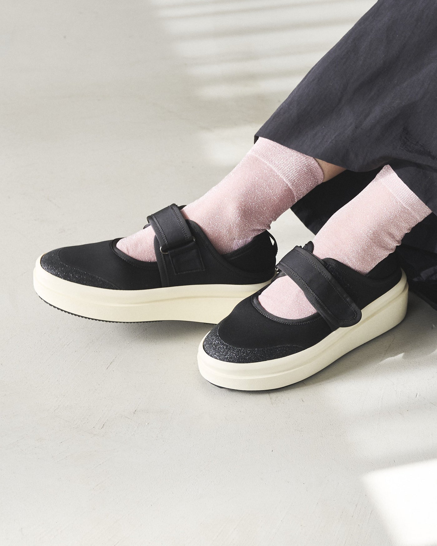 ベルテッドスニーカー