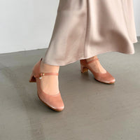 【マシュマロフィット】ビジューストラップパンプス