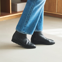 シンプルショートブーツ