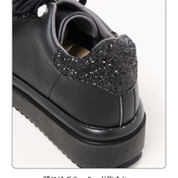 プラットフォームビジュースニーカー