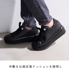 プラットフォームビジュースニーカー