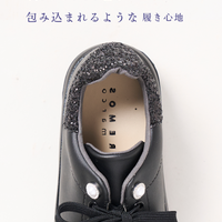 プラットフォームビジュースニーカー