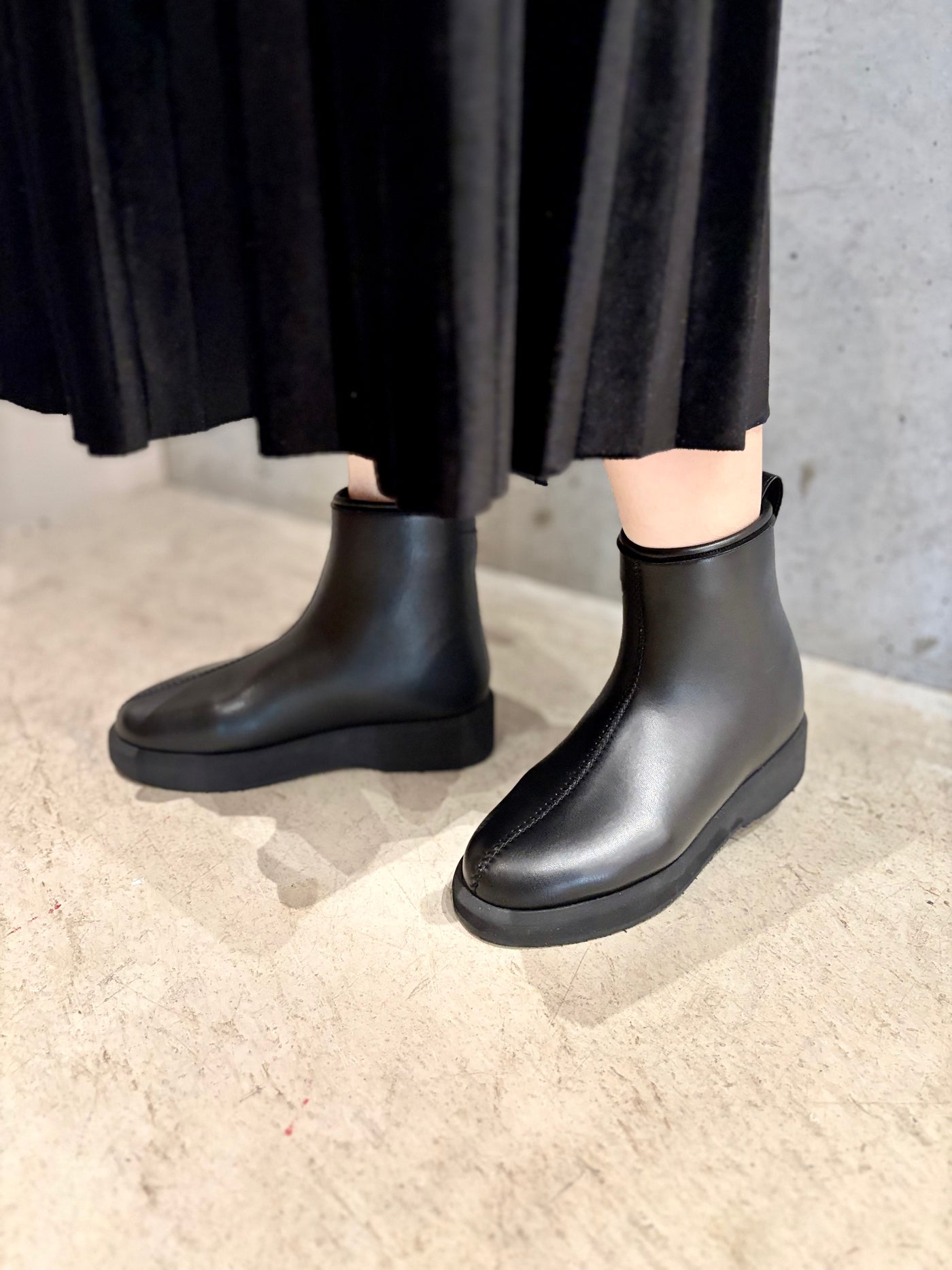 プラットフォームストレッチショートブーツ