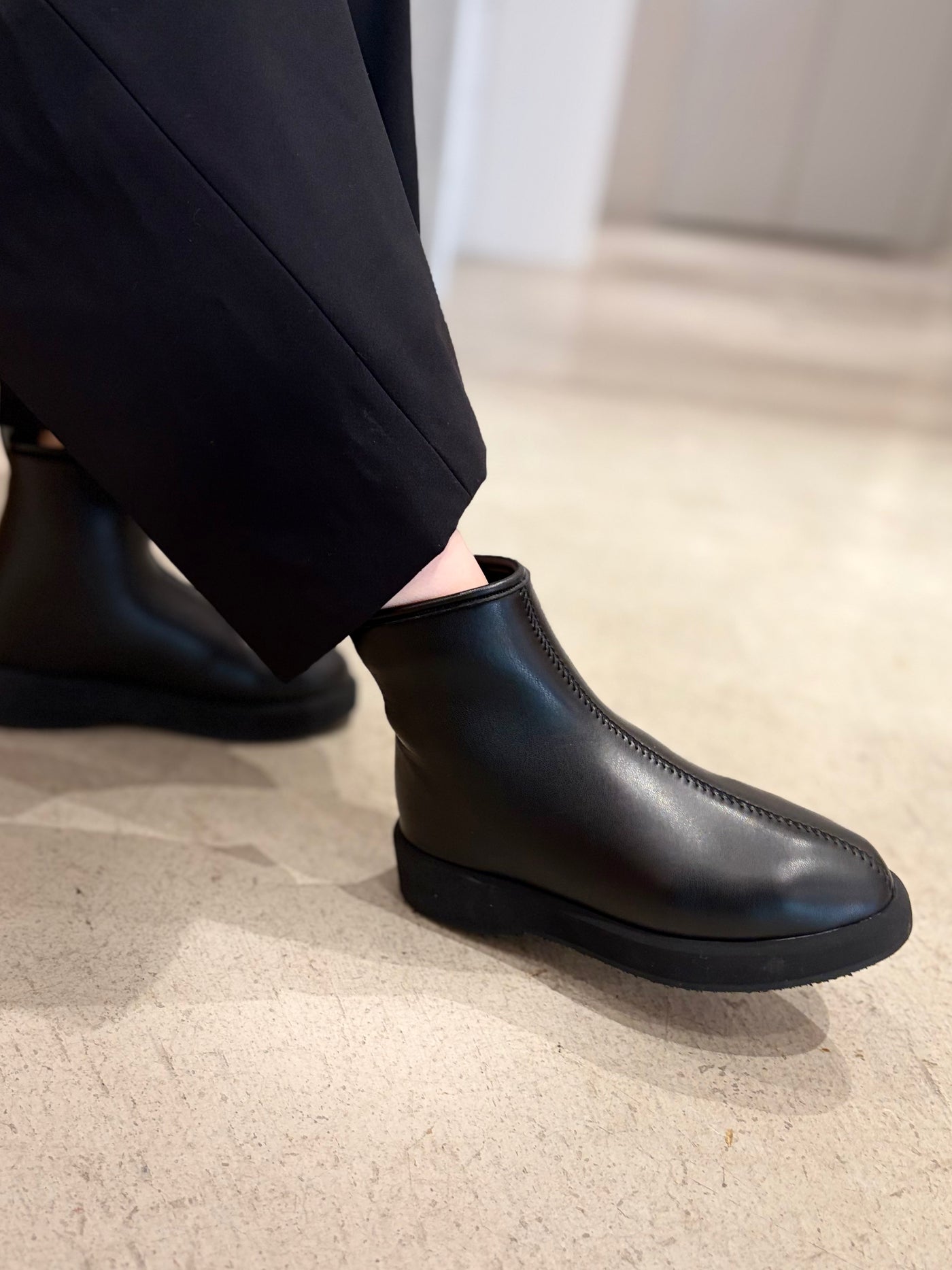 プラットフォームストレッチショートブーツ