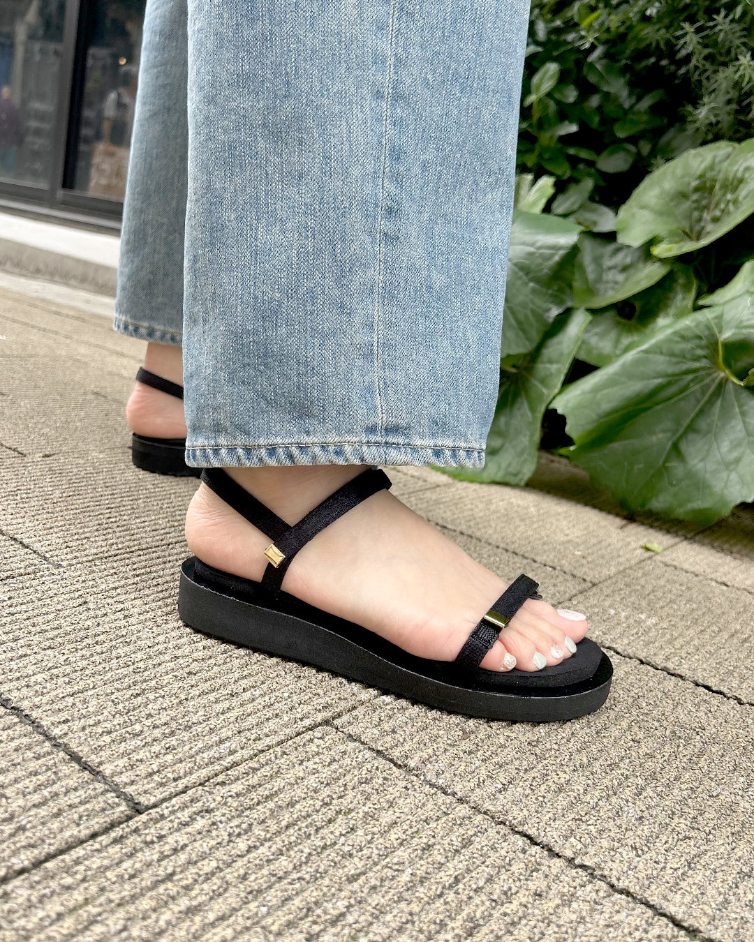 【マシュマロフィット】フラットストラップサンダル