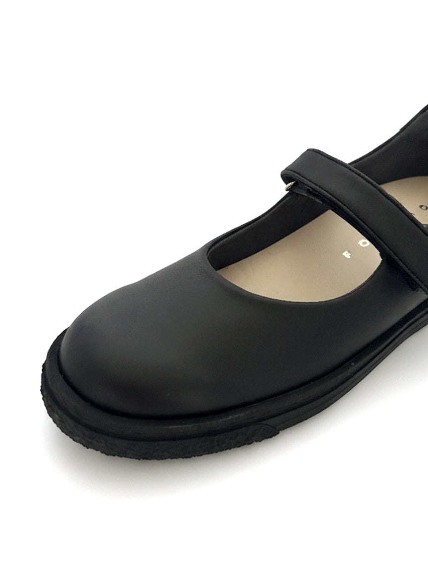 スニーカーメリージェン