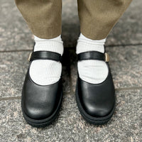 スニーカーメリージェン