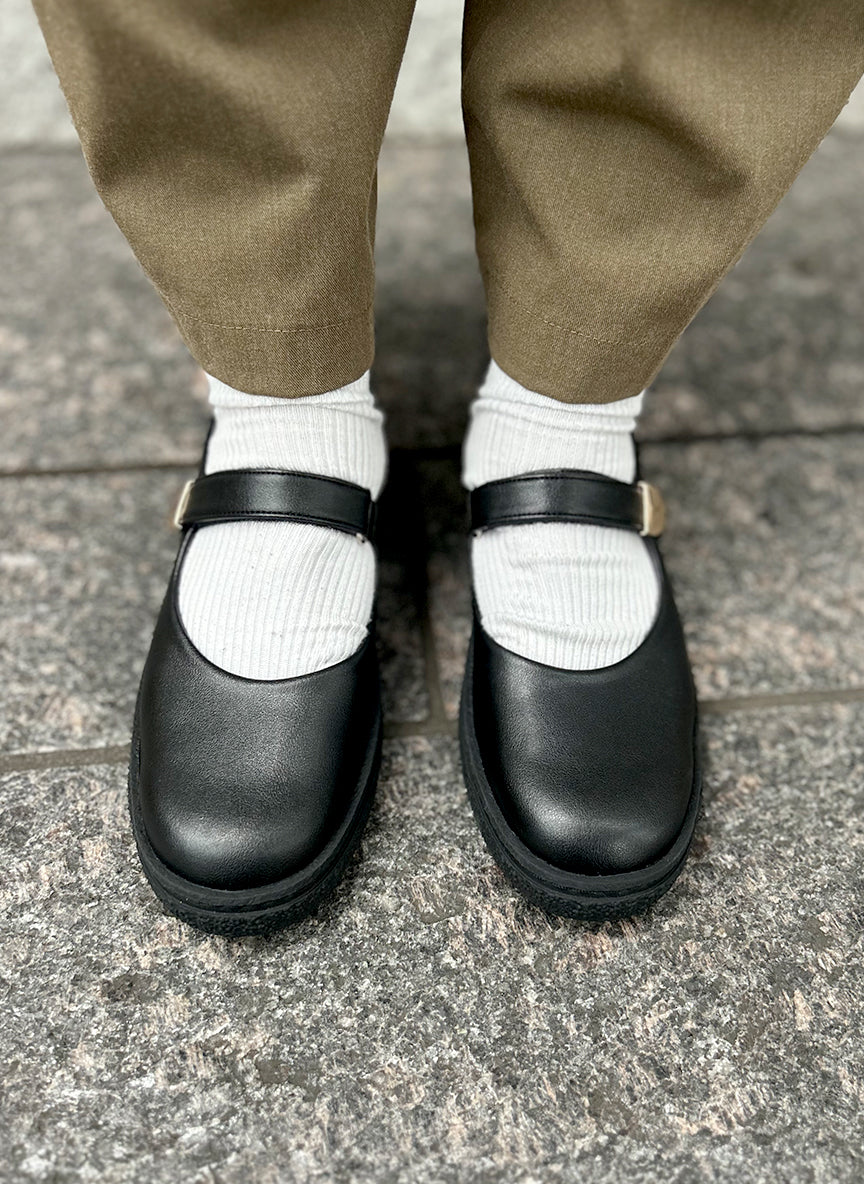 スニーカーメリージェン