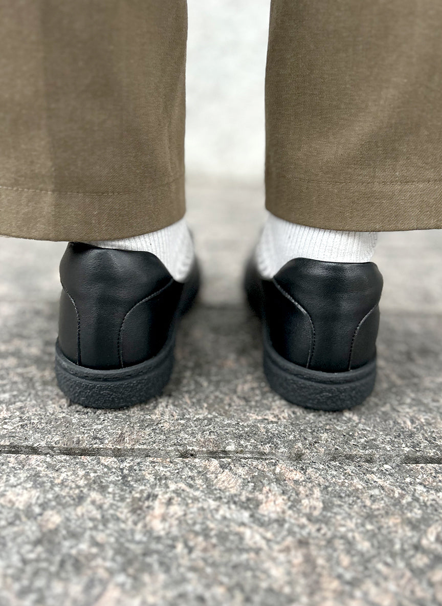 スニーカーメリージェン