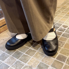 スニーカーメリージェン