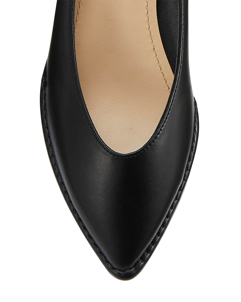 ステッチポインテッドパンプス