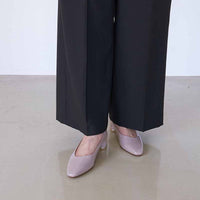 アシンメトリーカットパンプス