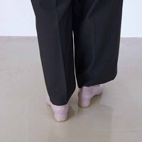 アシンメトリーカットパンプス