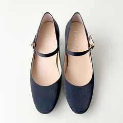 【マシュマロフィット】ビジューストラップパンプス