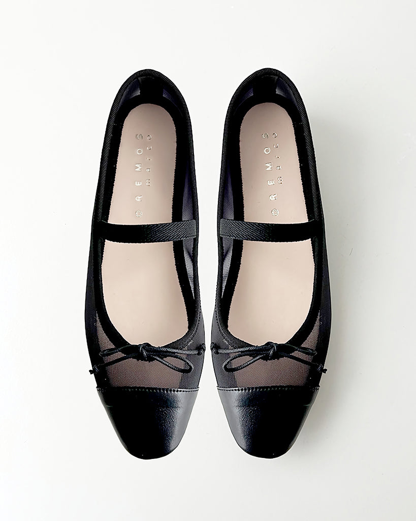 ストラップ付チュールバレエ