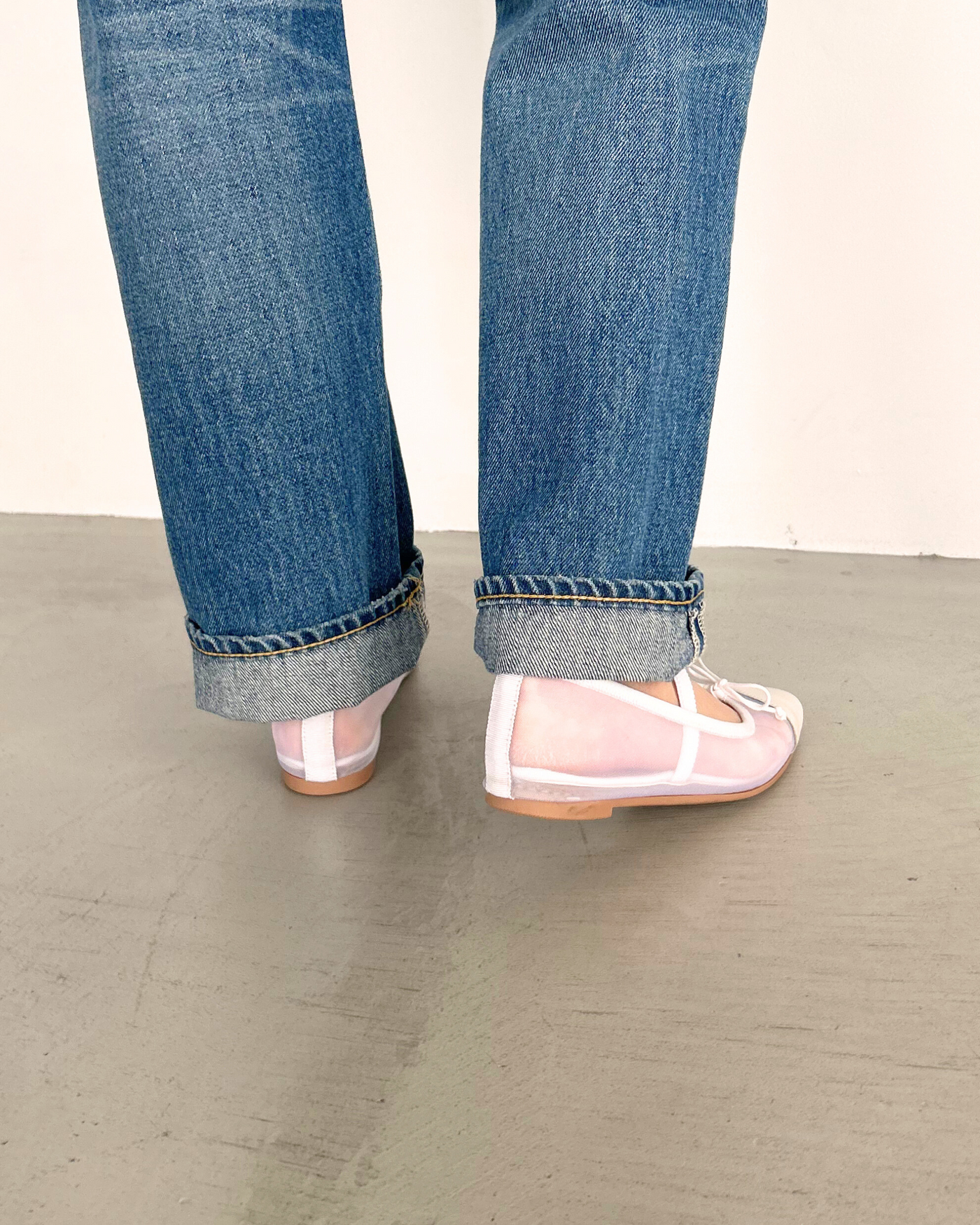 ストラップ付チュールバレエ