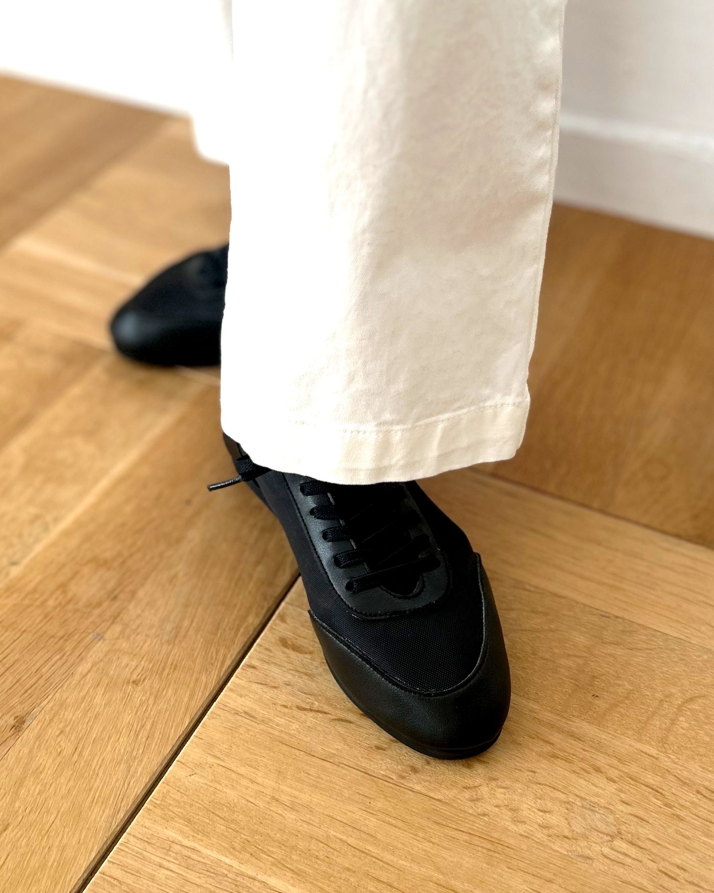 ポケッタブルスニーカー