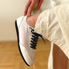 ポケッタブルスニーカー