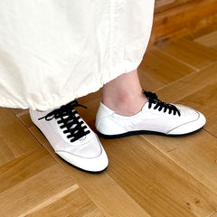 ポケッタブルスニーカー